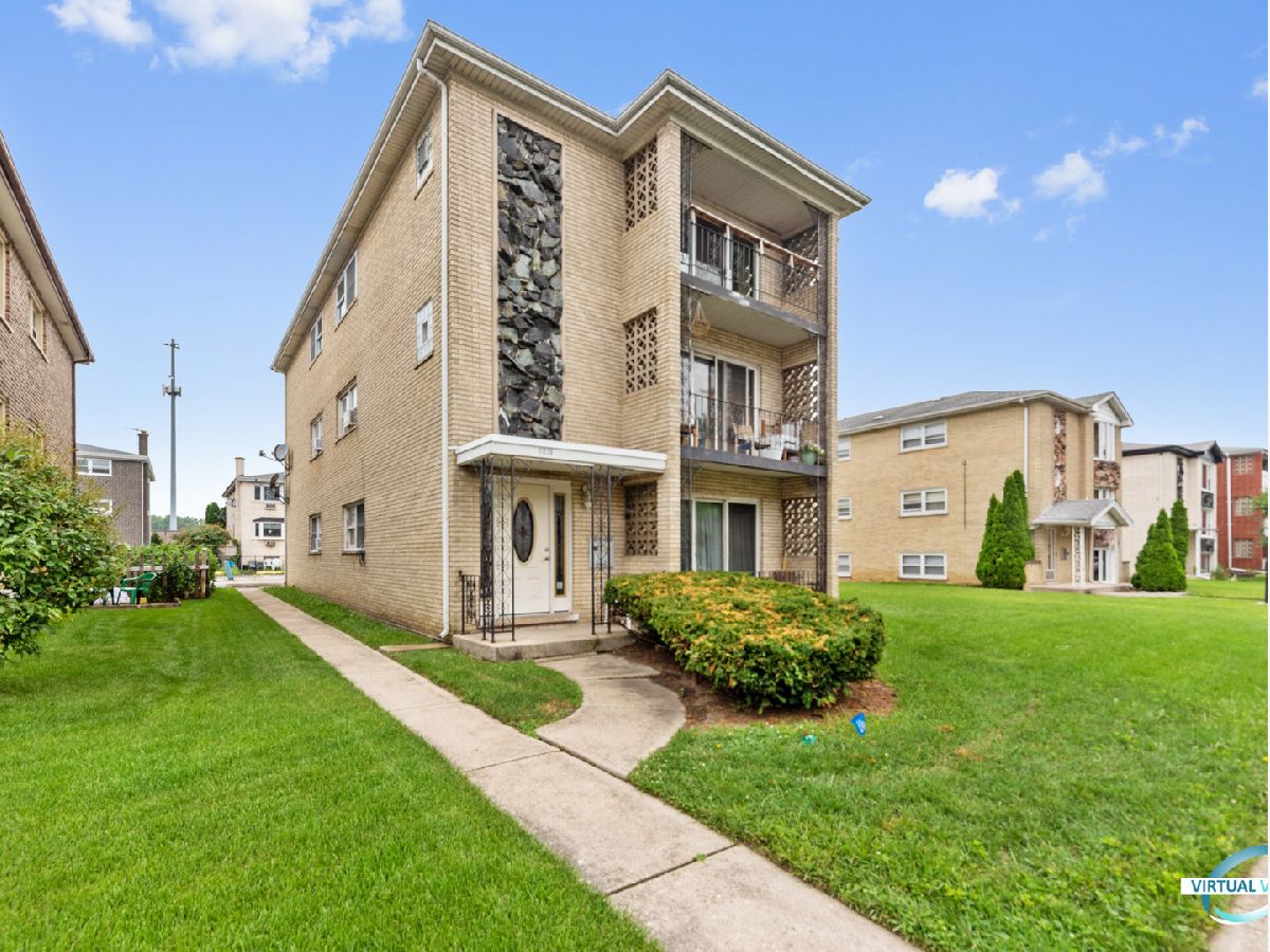  For Rent Palos Hills Illinois, 11220 Moraine