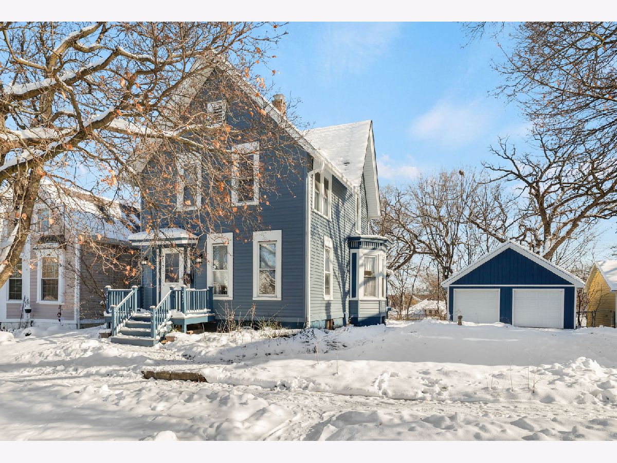  For Sale Elgin Illinois, 217 Henry Street