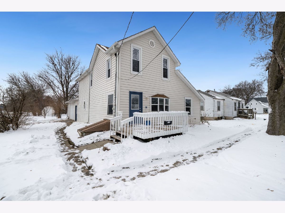  For Sale Oregon Illinois, 1104 4th Street