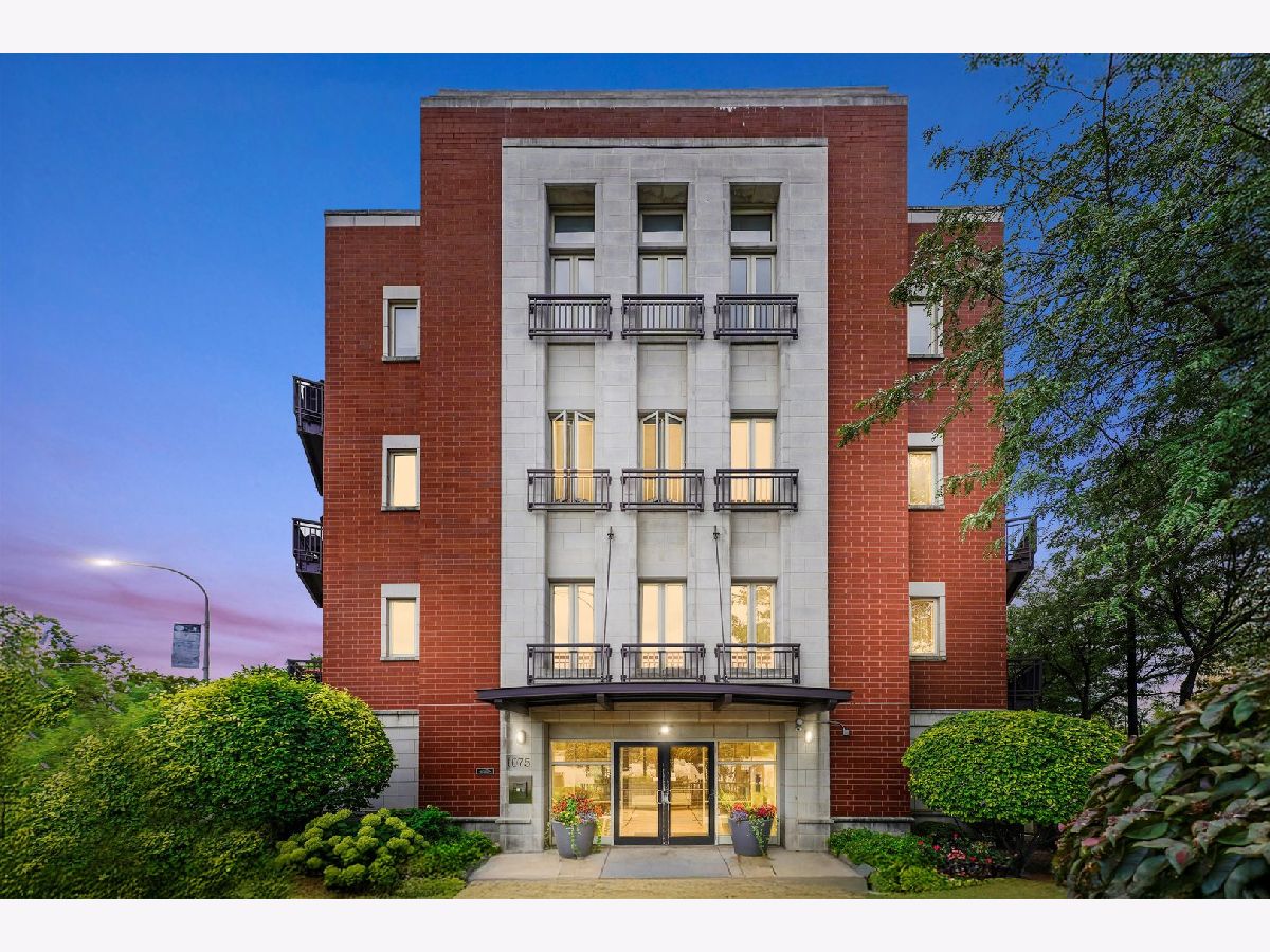  For Sale Chicago Illinois, 1075 Roosevelt Road