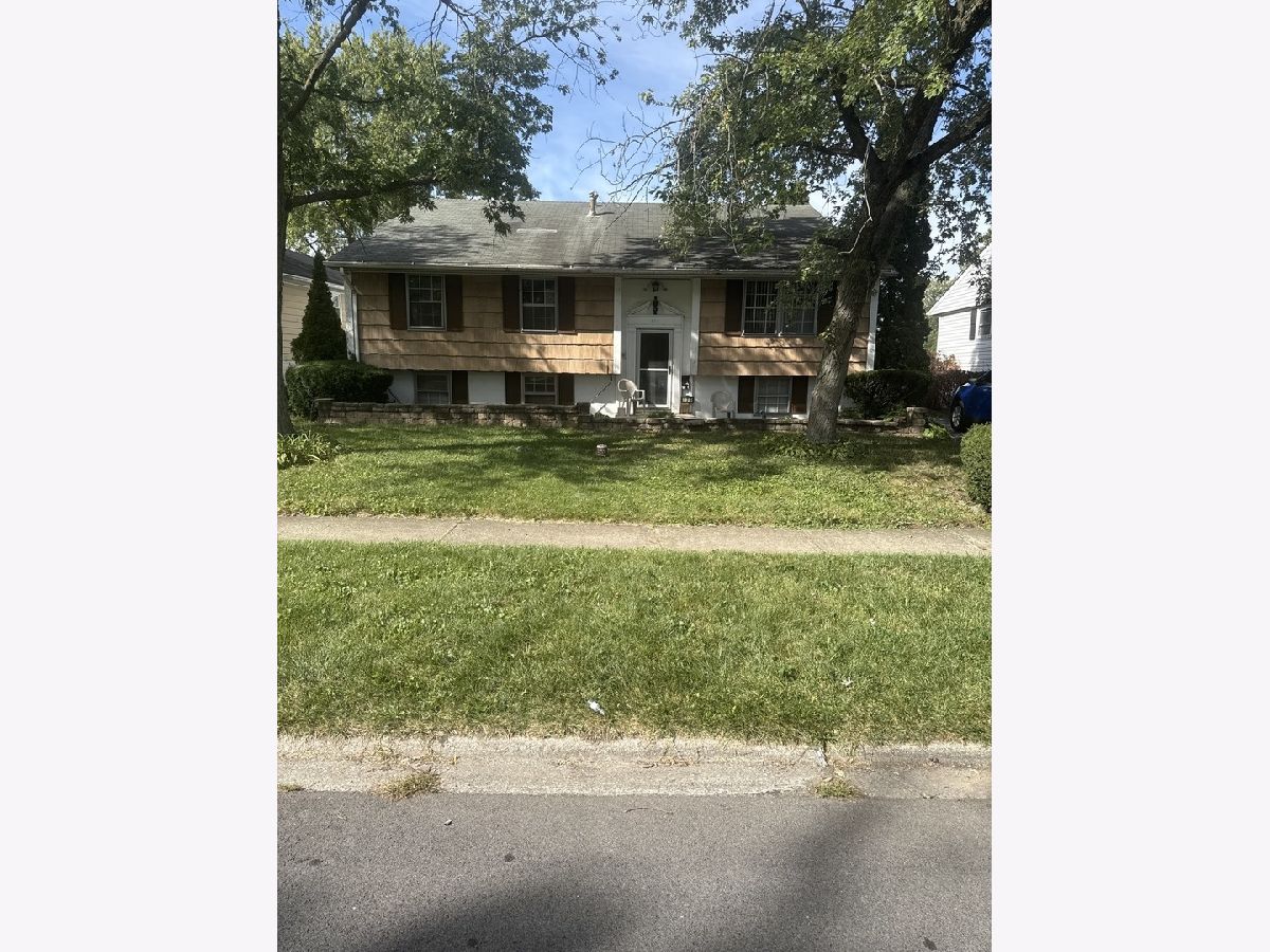  For Sale Glenwood Illinois, 120 Chestnut Lane