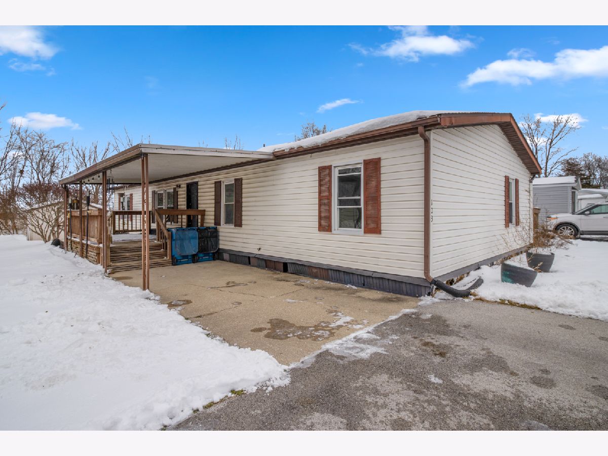  For Sale Bourbonnais Illinois, 103 Apple Lane