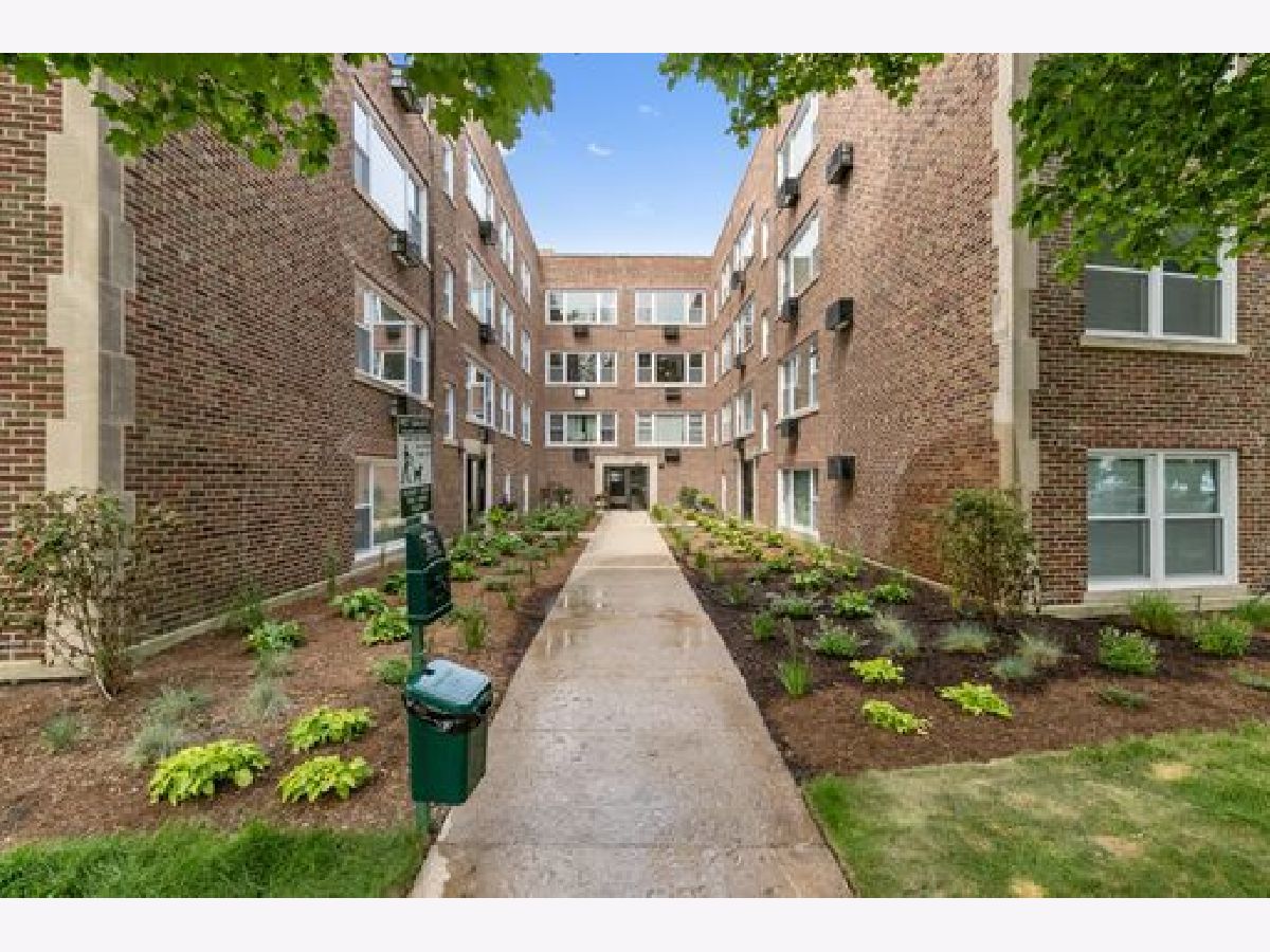  For Rent Chicago Illinois, 7634 Eastlake