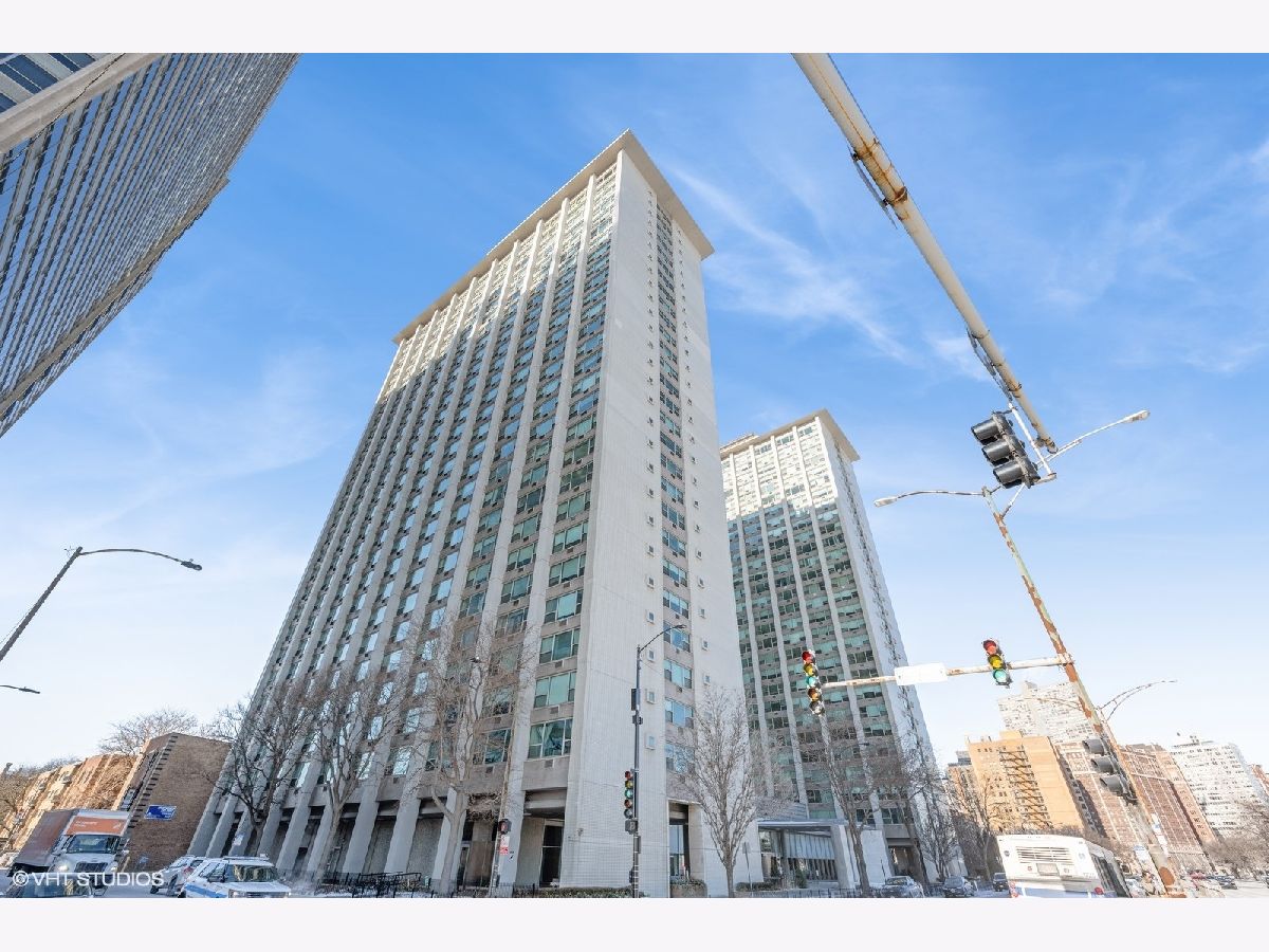  For Sale Chicago Illinois, 3600 Lake Shore Drive