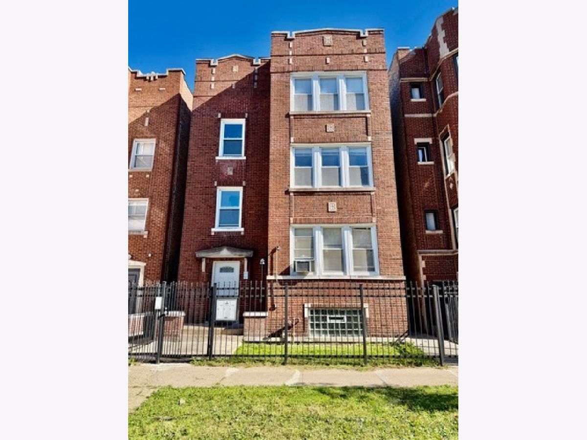  For Sale Chicago Illinois, 7917 Maryland Avenue