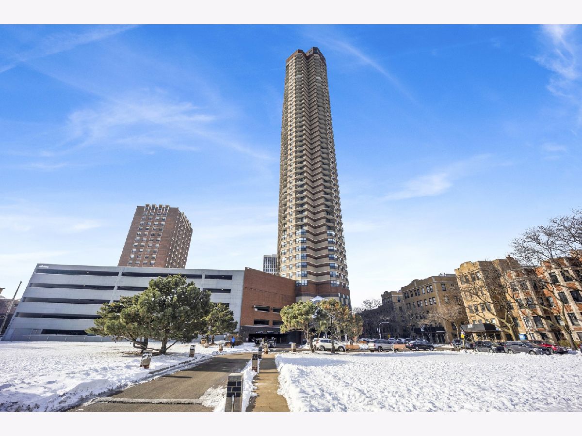  For Sale Chicago Illinois, 3660 Lake Shore Drive