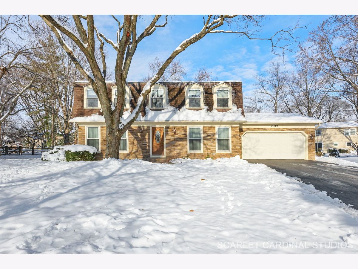  For Sale Naperville Illinois, 307 Leeds Court