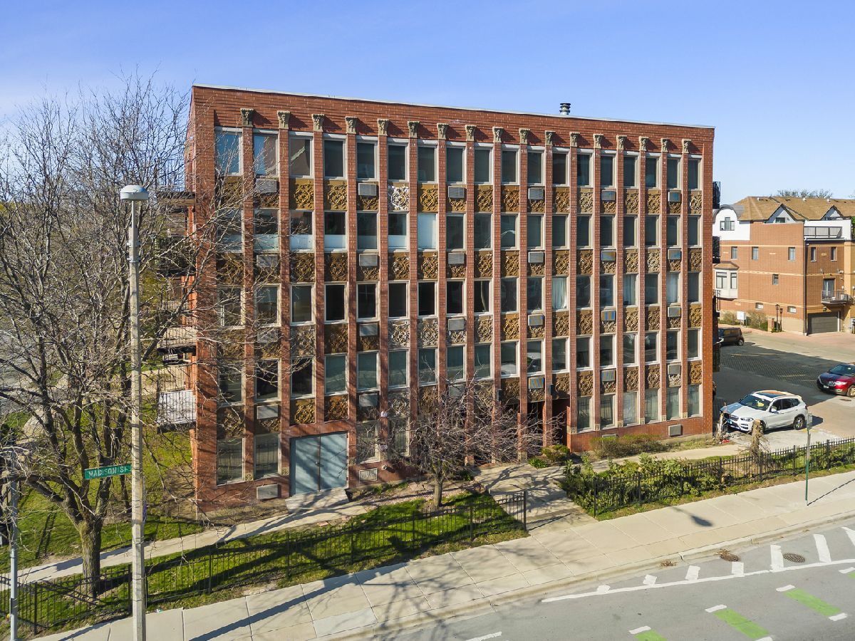  For Rent Oak Park Illinois, 1041 Susan Collins