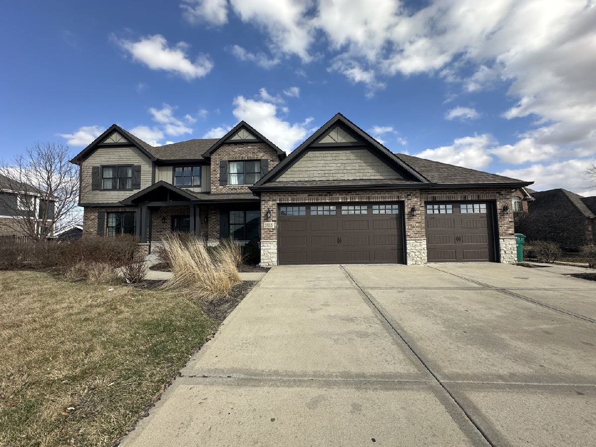 Homes & Townhomes For Sale Sunset Lakes Manhattan Illinois, 24035 Bay To Bay Boulevard