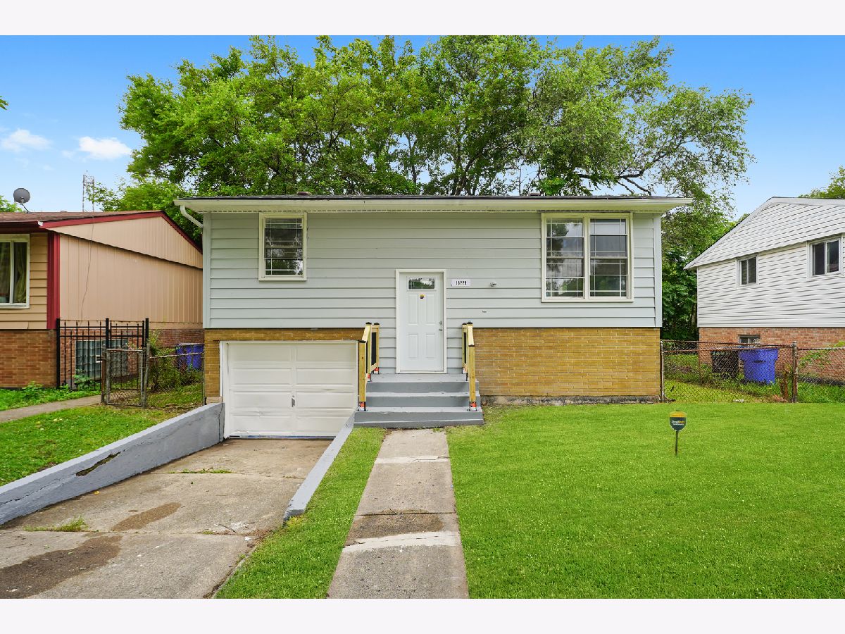  For Sale Chicago Illinois, 13228 Rhodes Avenue