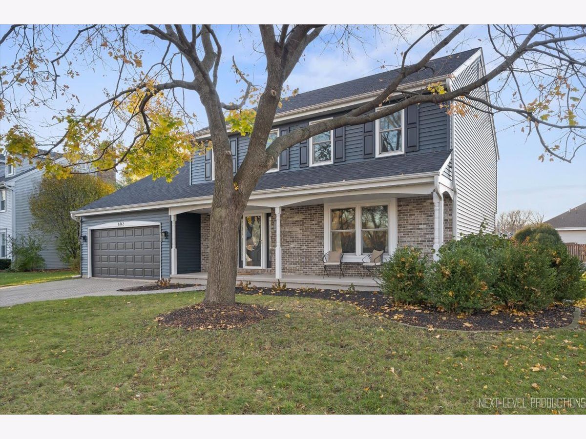  For Sale Geneva Illinois, 602 Highbury Lane