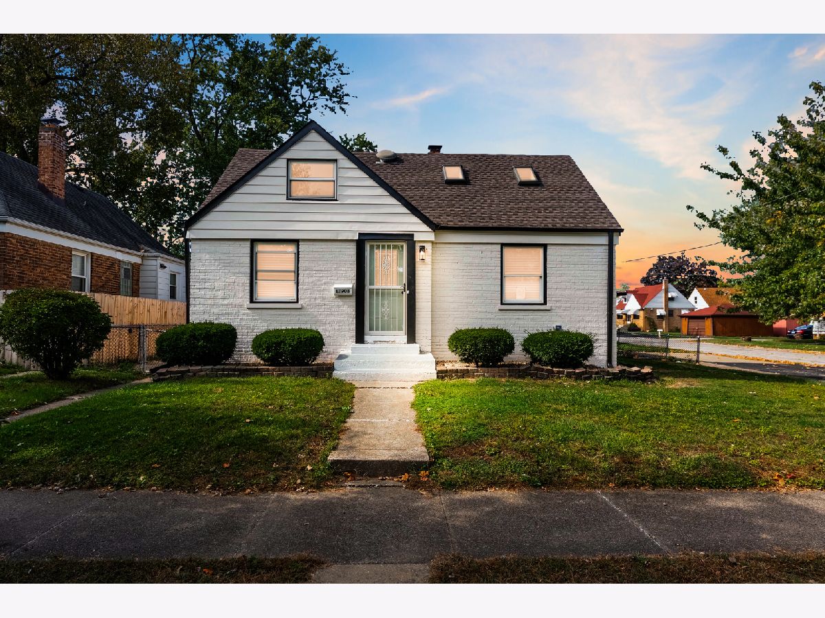  For Sale Lansing Illinois, 17908 Commercial Avenue