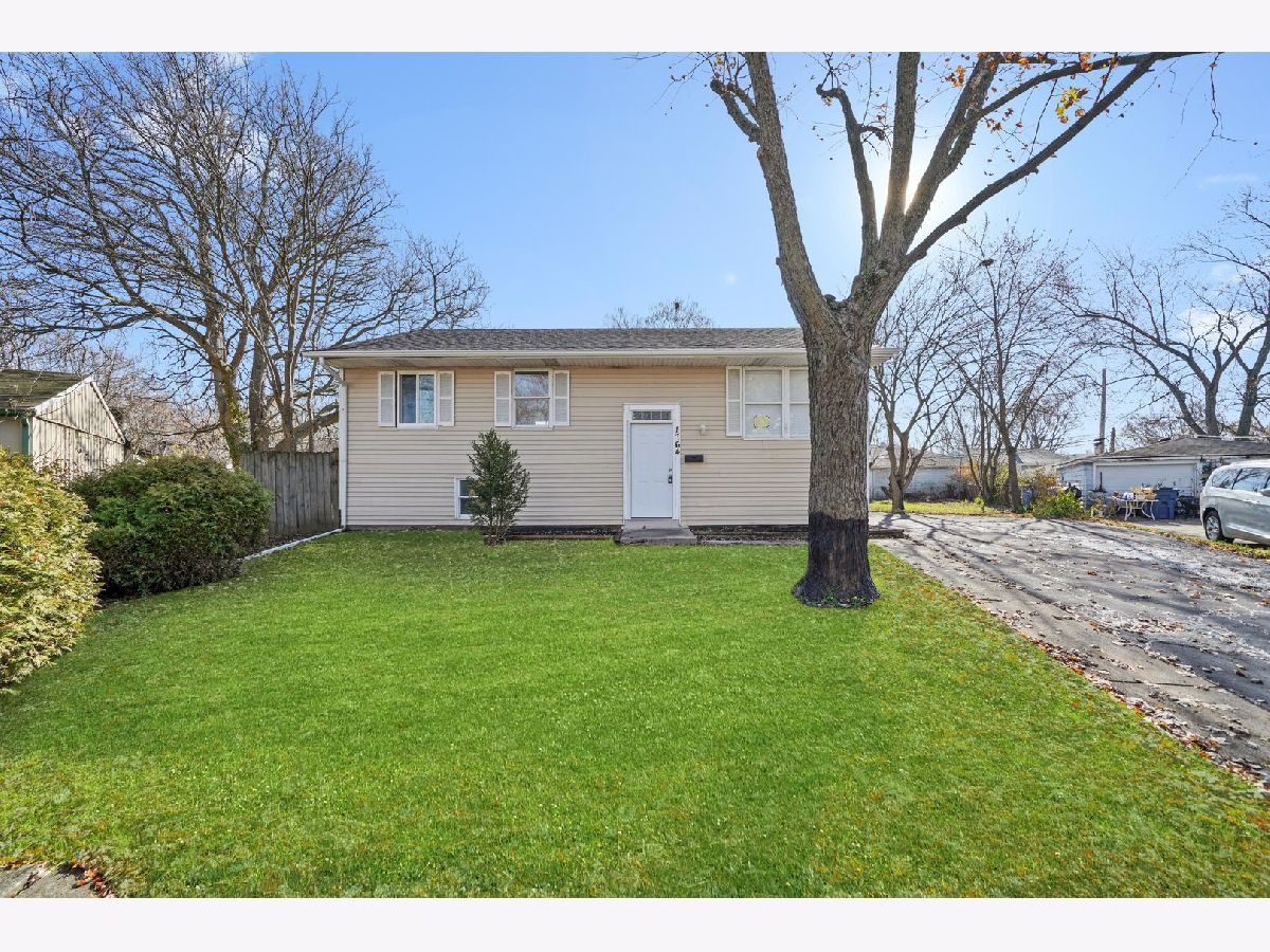  For Sale Sauk Village Illinois, 1764 Ross Cres