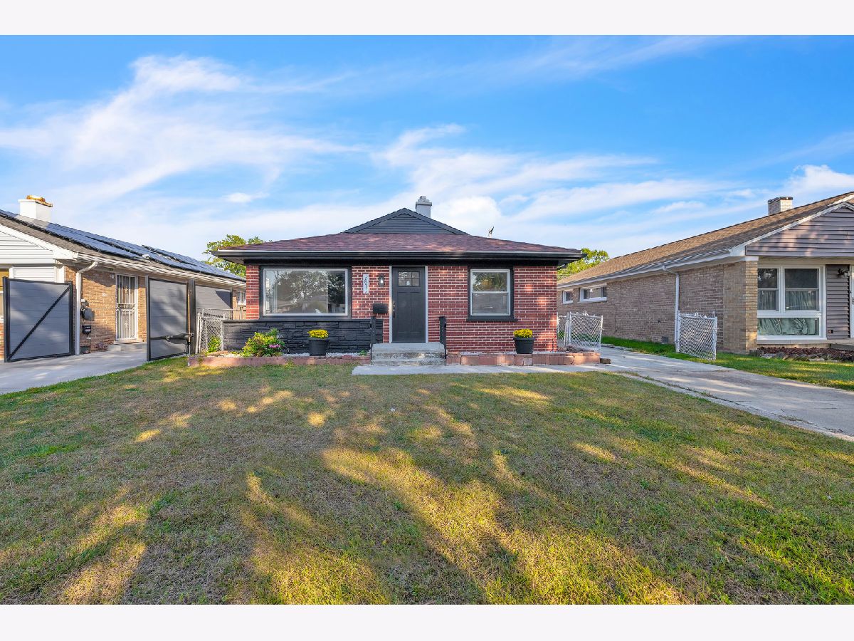  For Sale Chicago Illinois, 7817 Kenton Avenue