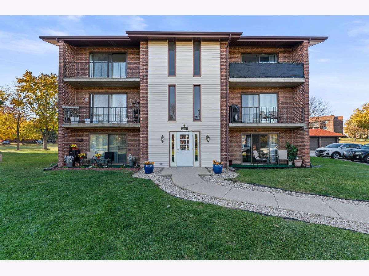  For Sale Orland Park Illinois, 15308 Treetop Drive