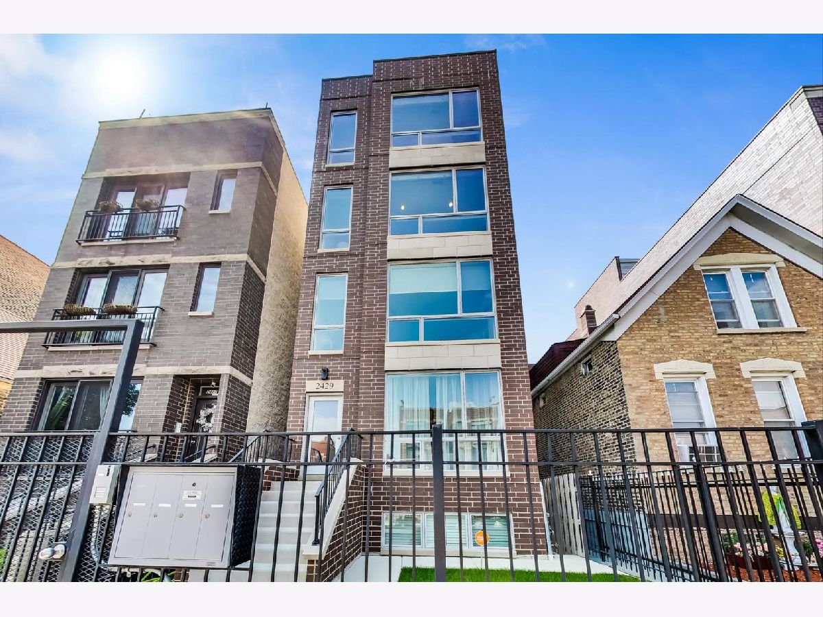  For Rent Chicago Illinois, 2429 Augusta