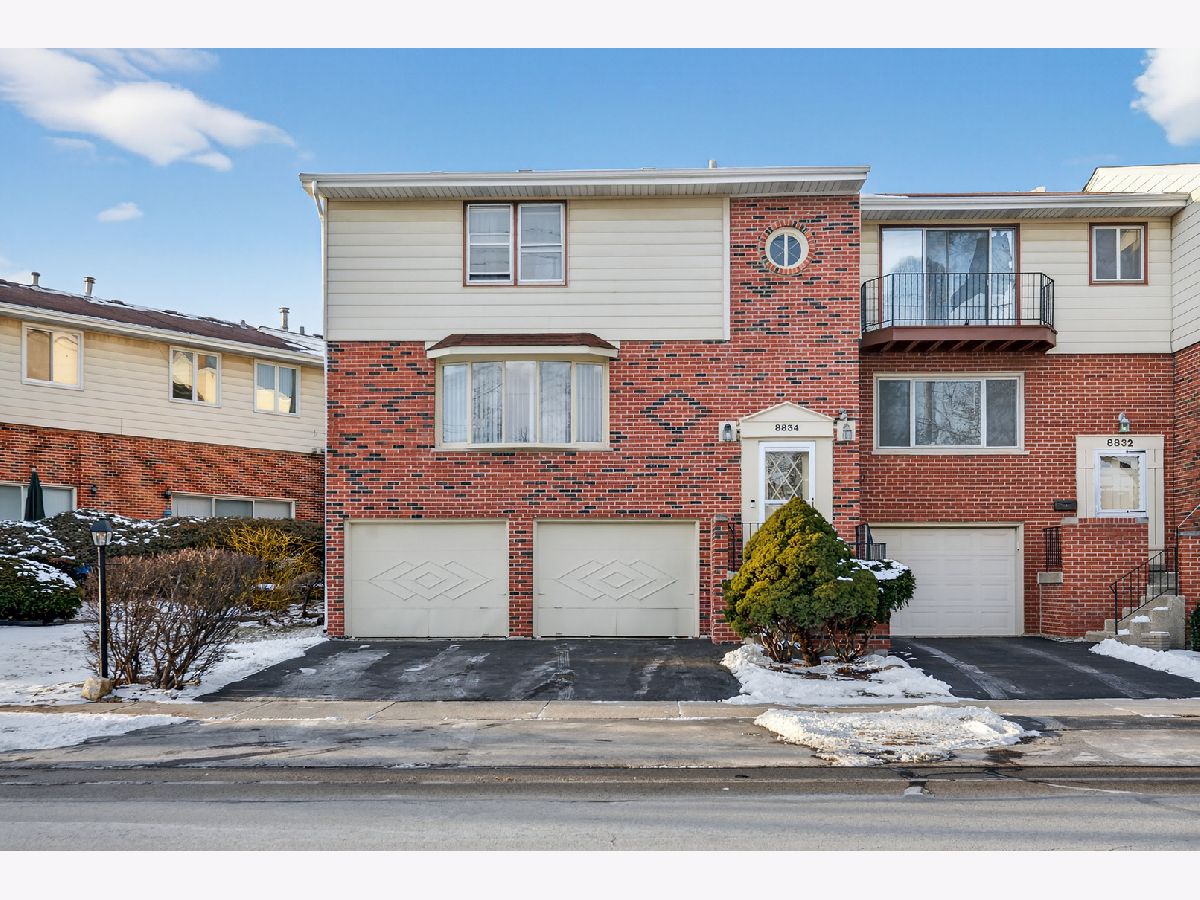  For Sale Brookfield Illinois, 8834 Plainfield Road