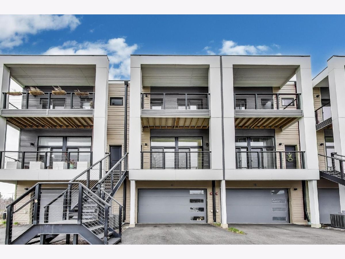  For Sale Lake Zurich Illinois, 12 Golden Sunset Drive