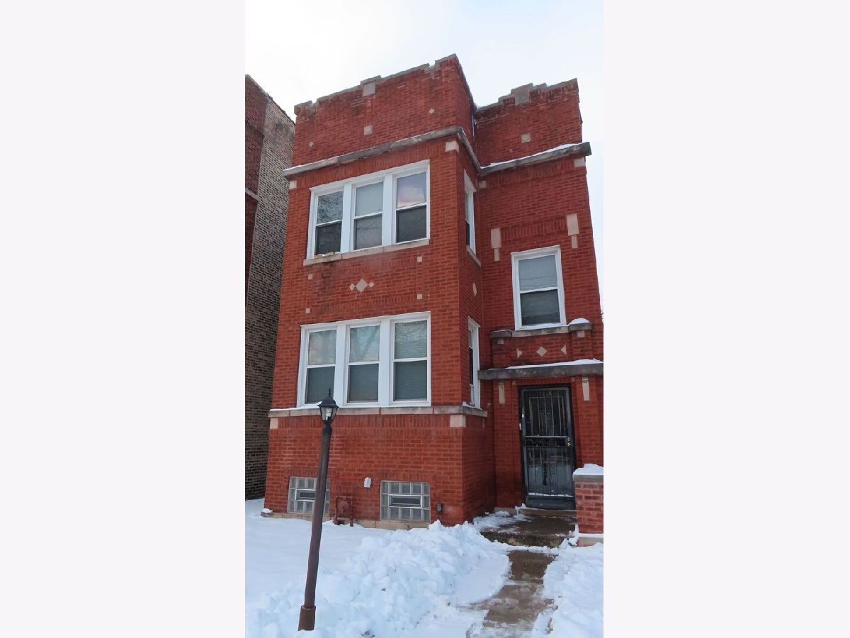  For Sale Chicago Illinois, 7550 Calumet Avenue