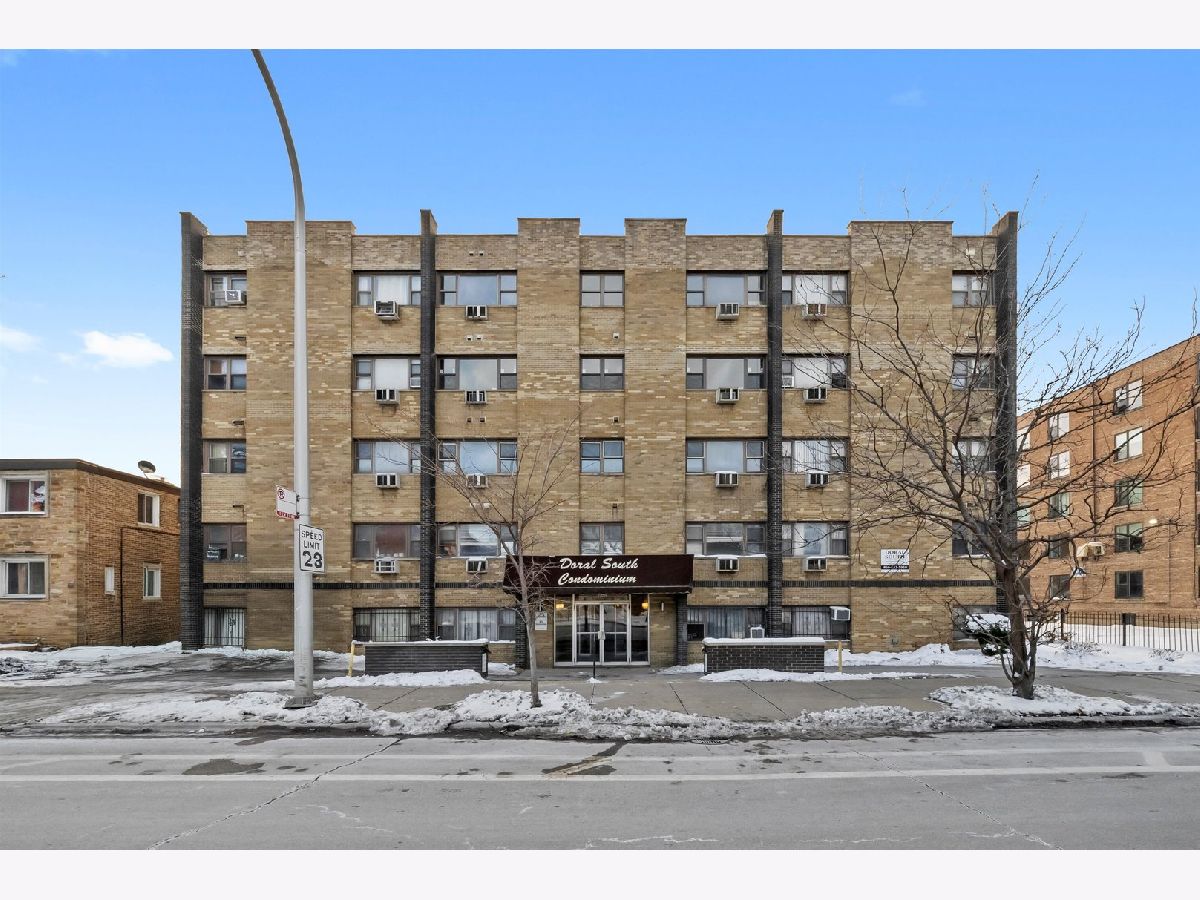  For Sale Chicago Illinois, 7854 South Shore Drive