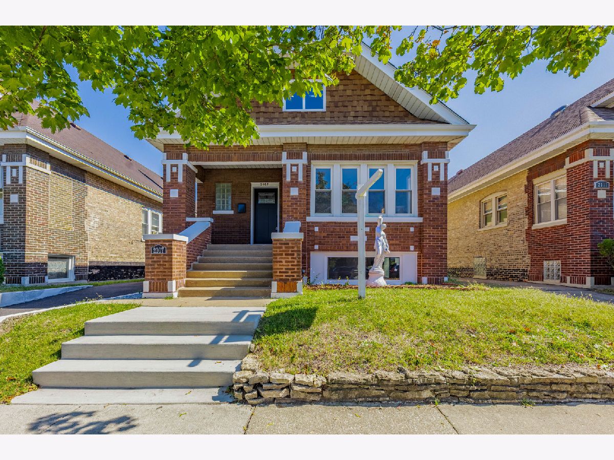  For Sale Berwyn Illinois, 2107 East Avenue
