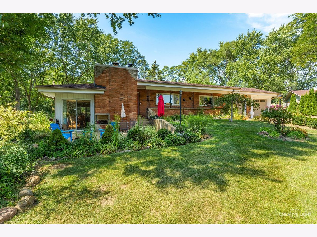  For Sale Elgin Illinois, 1002 Bruce Drive