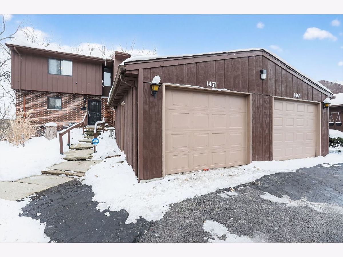  For Sale Joliet Illinois, 1467 Midland Court