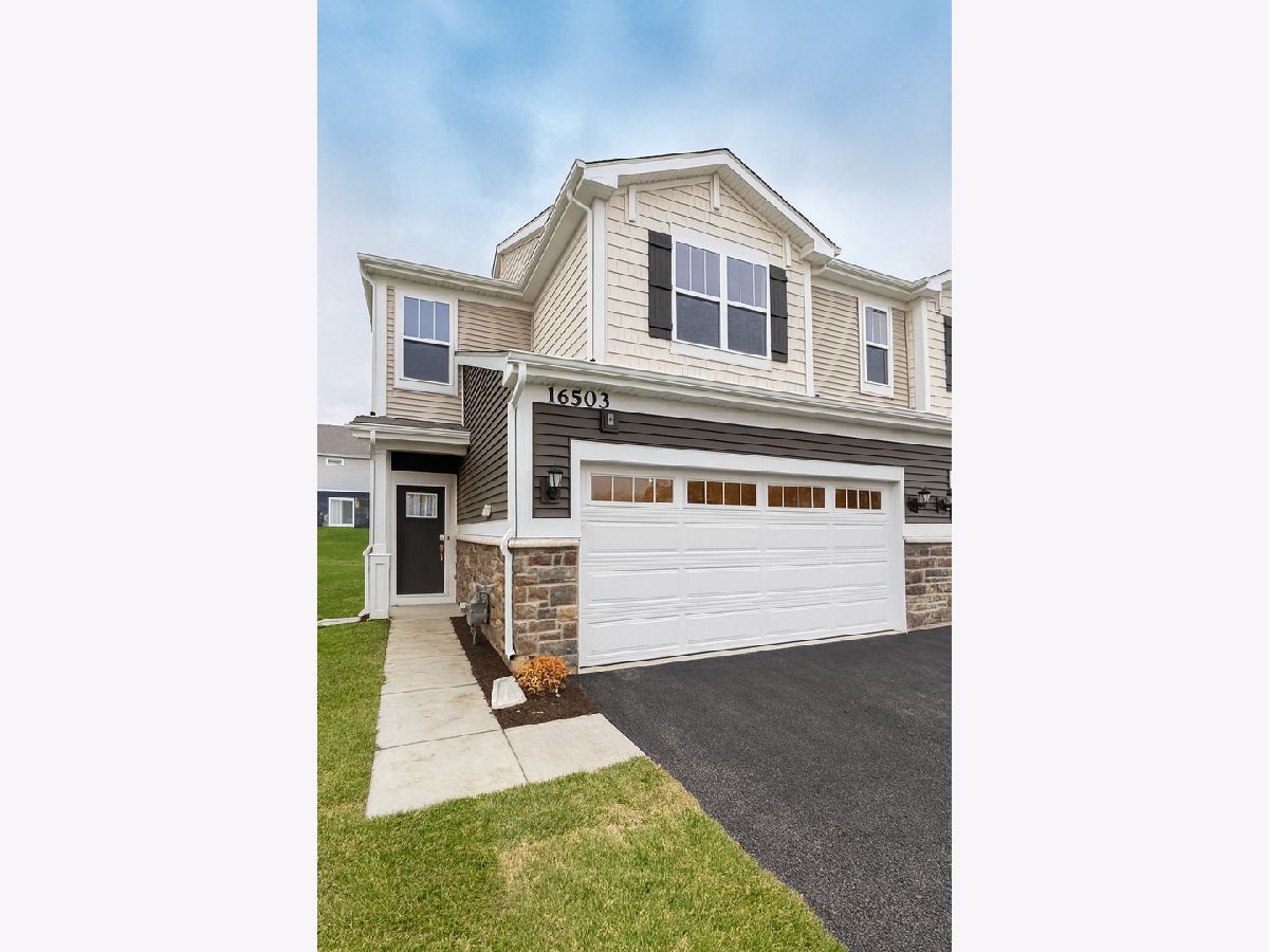  For Rent Lockport Illinois, 16503 Golden Valley