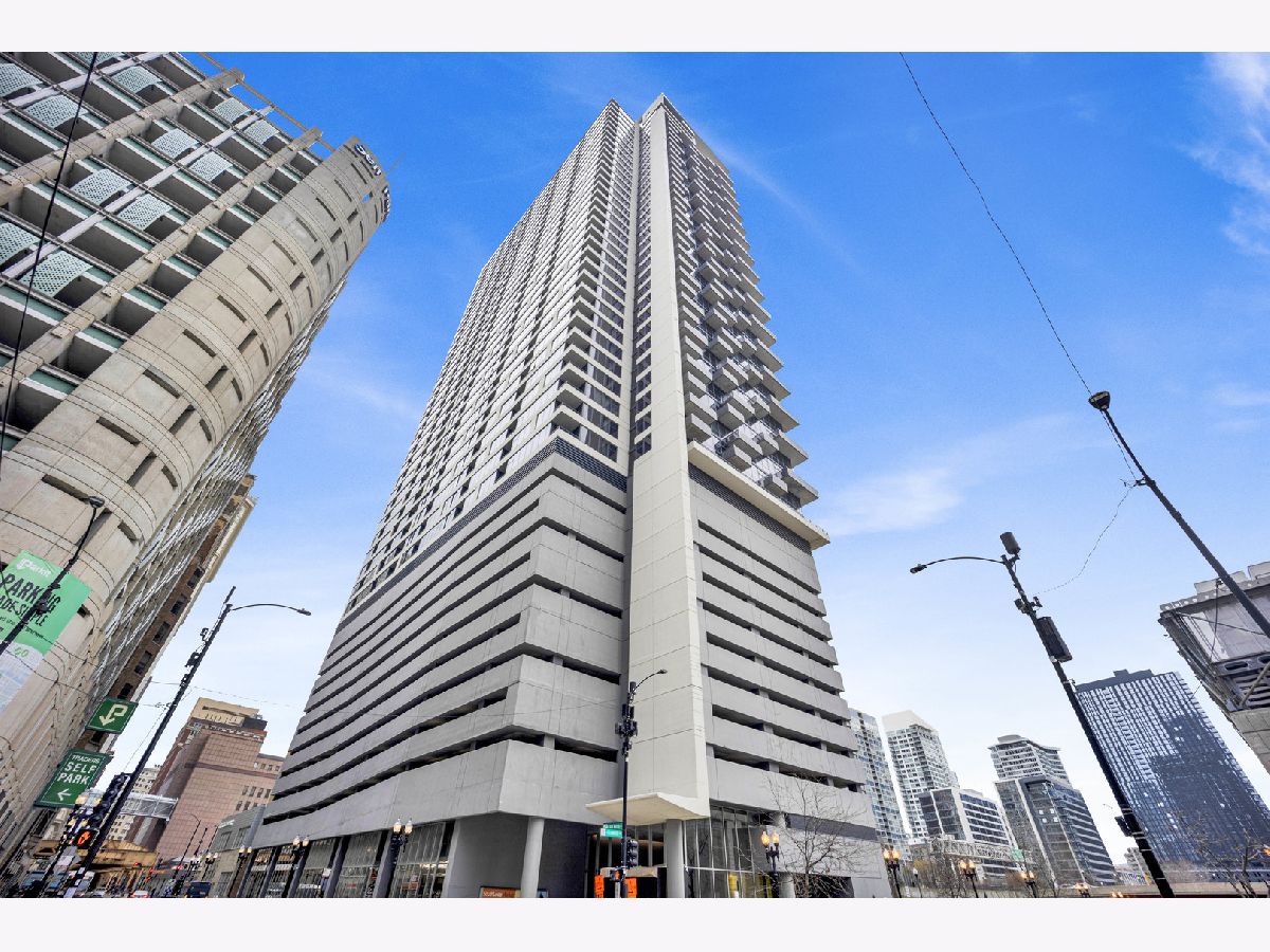  For Rent Chicago Illinois, 235 Van Buren