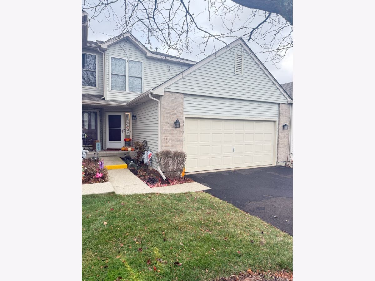  For Sale Mchenry Illinois, 1716 Pine Street