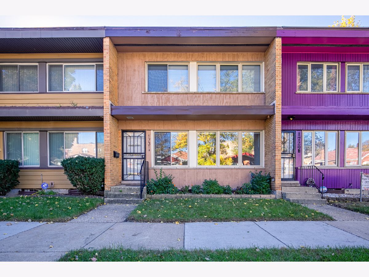  For Sale Chicago Illinois, 1731 74th Street