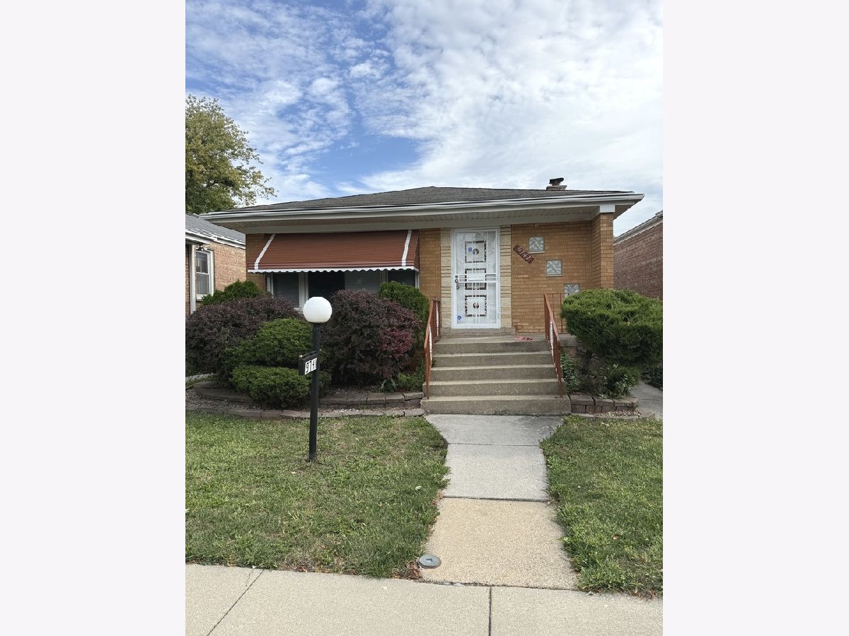  For Sale Chicago Illinois, 9741 Lowe Avenue
