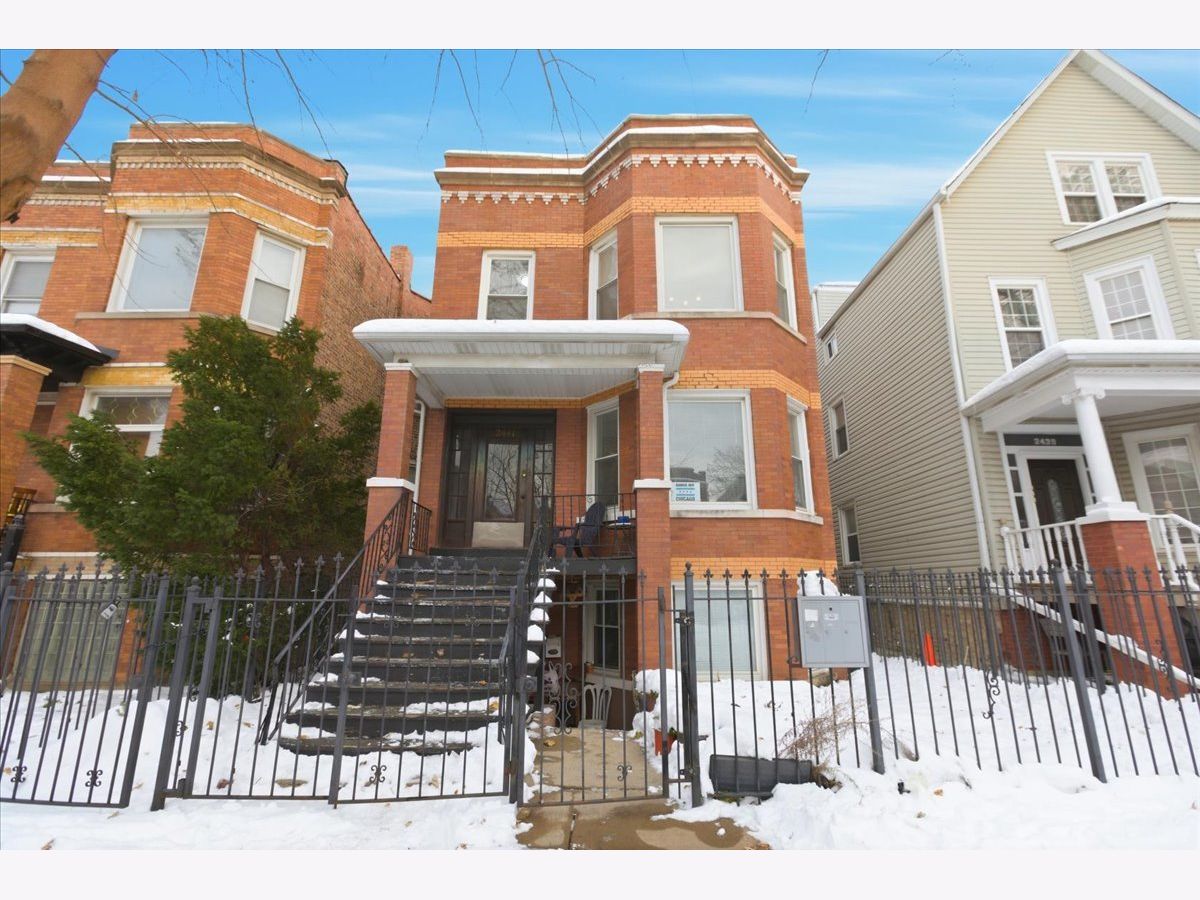  For Rent Chicago Illinois, 2441 Avers