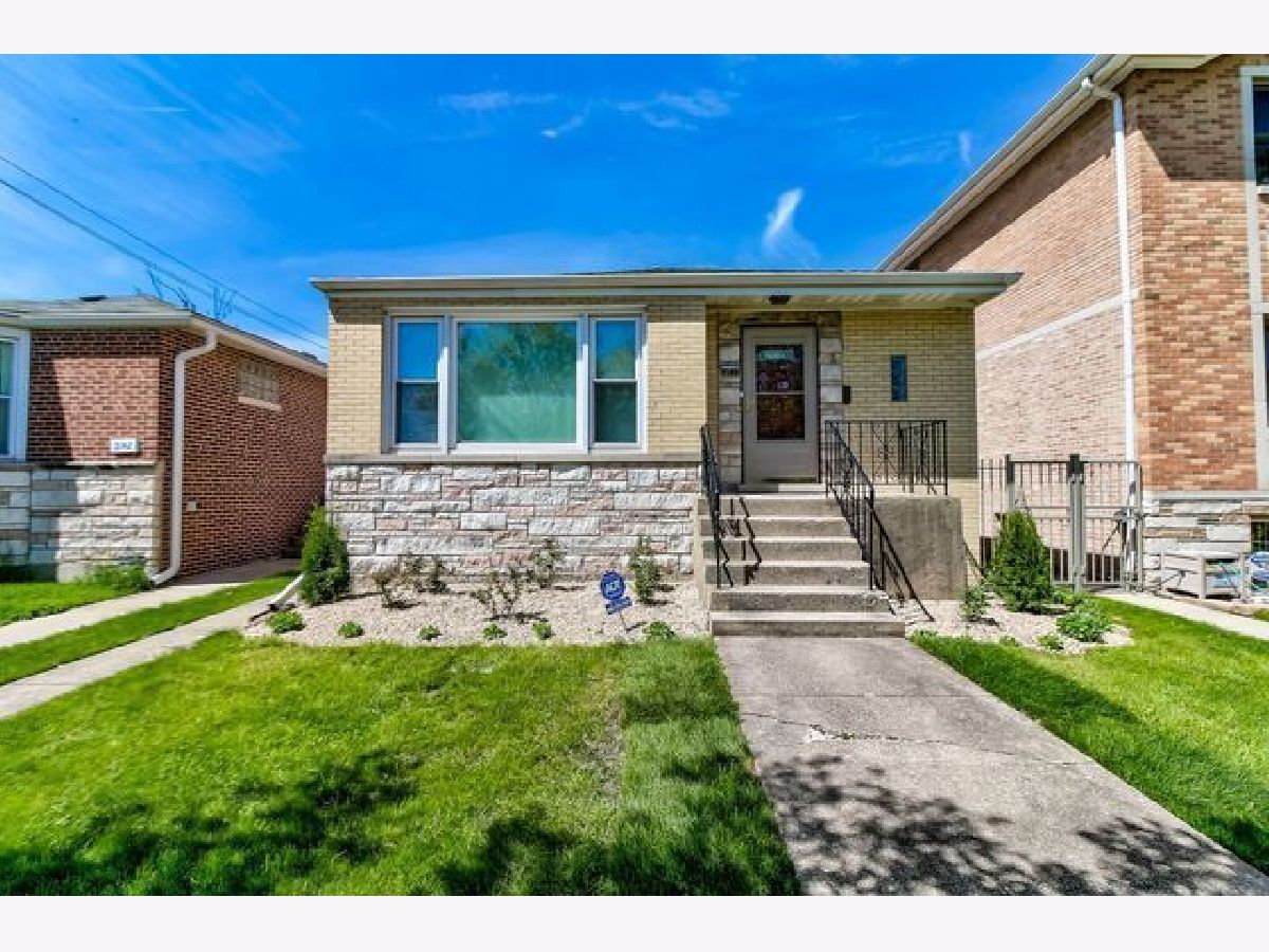  For Sale Chicago Illinois, 3140 Hood Avenue
