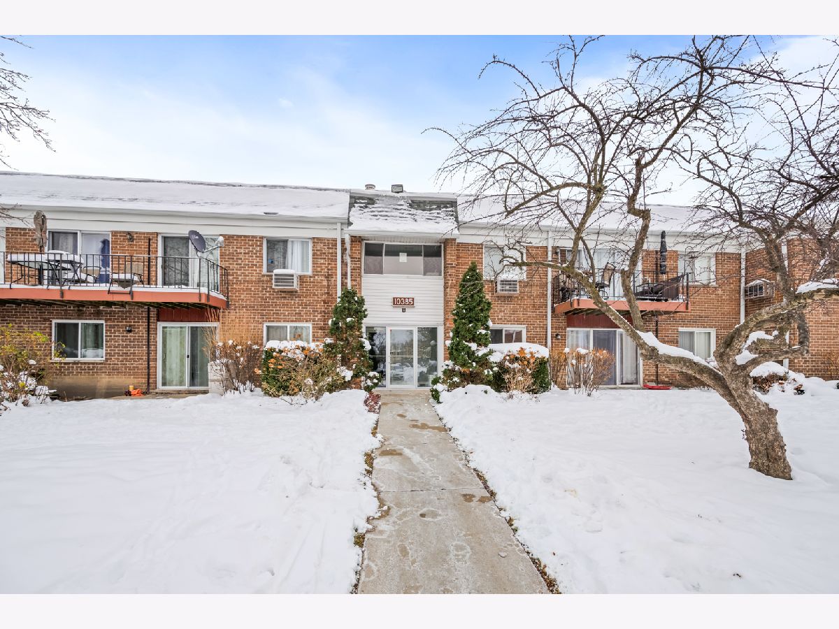 Condominiums For Rent Regency Condominiums Glenview Illinois, 10385 Dearlove