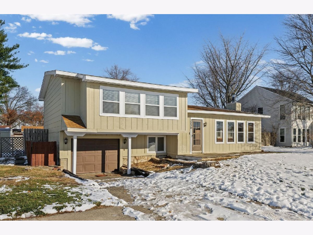  For Sale St Joseph Illinois, 2230 Jeffery Drive