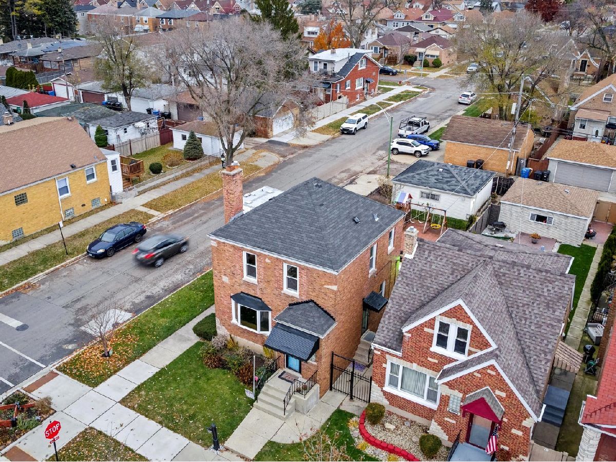  For Sale Chicago Illinois, 2959 Neenah Avenue