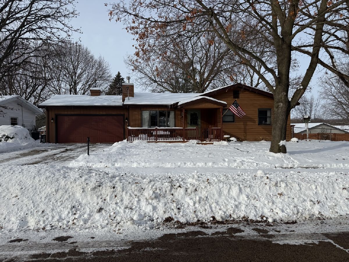  For Sale Dixon Illinois, 805 5th Avenue