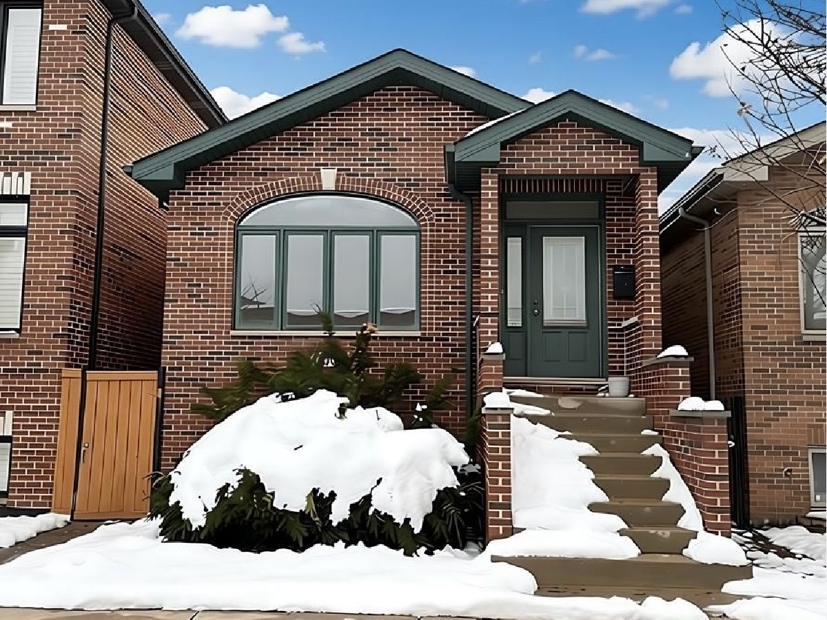  For Sale Chicago Illinois, 4160 Emerald Avenue