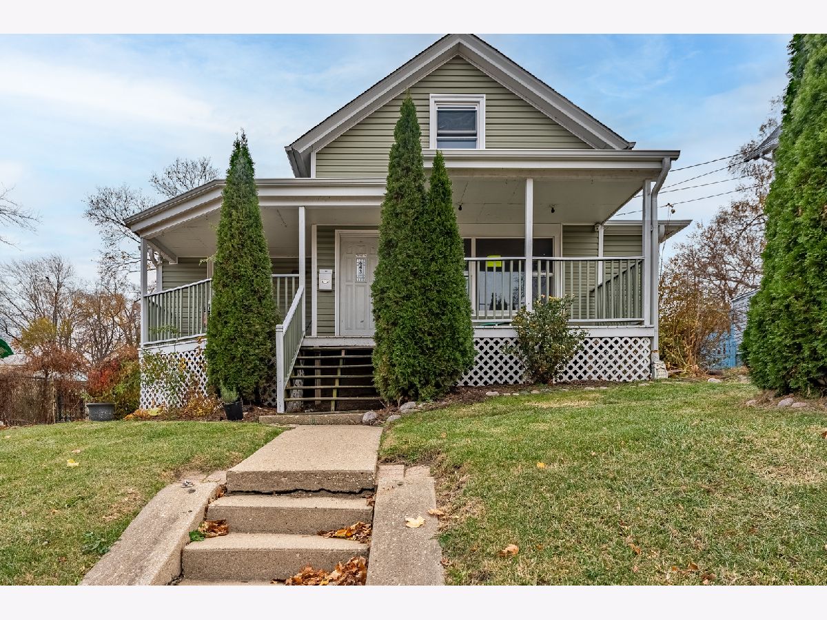  For Sale Elgin Illinois, 643 Wing Street