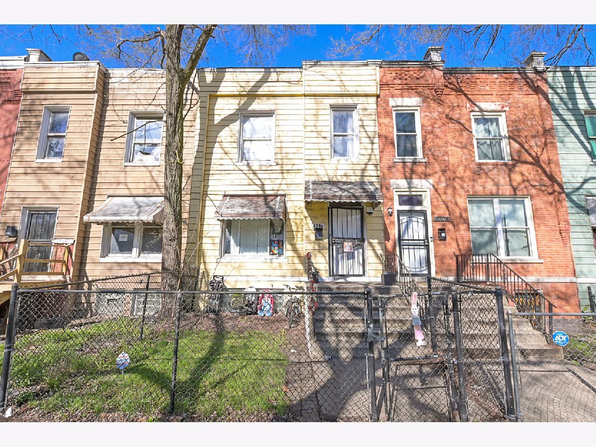 For Sale Chicago Illinois, 6706 Parnell Avenue
