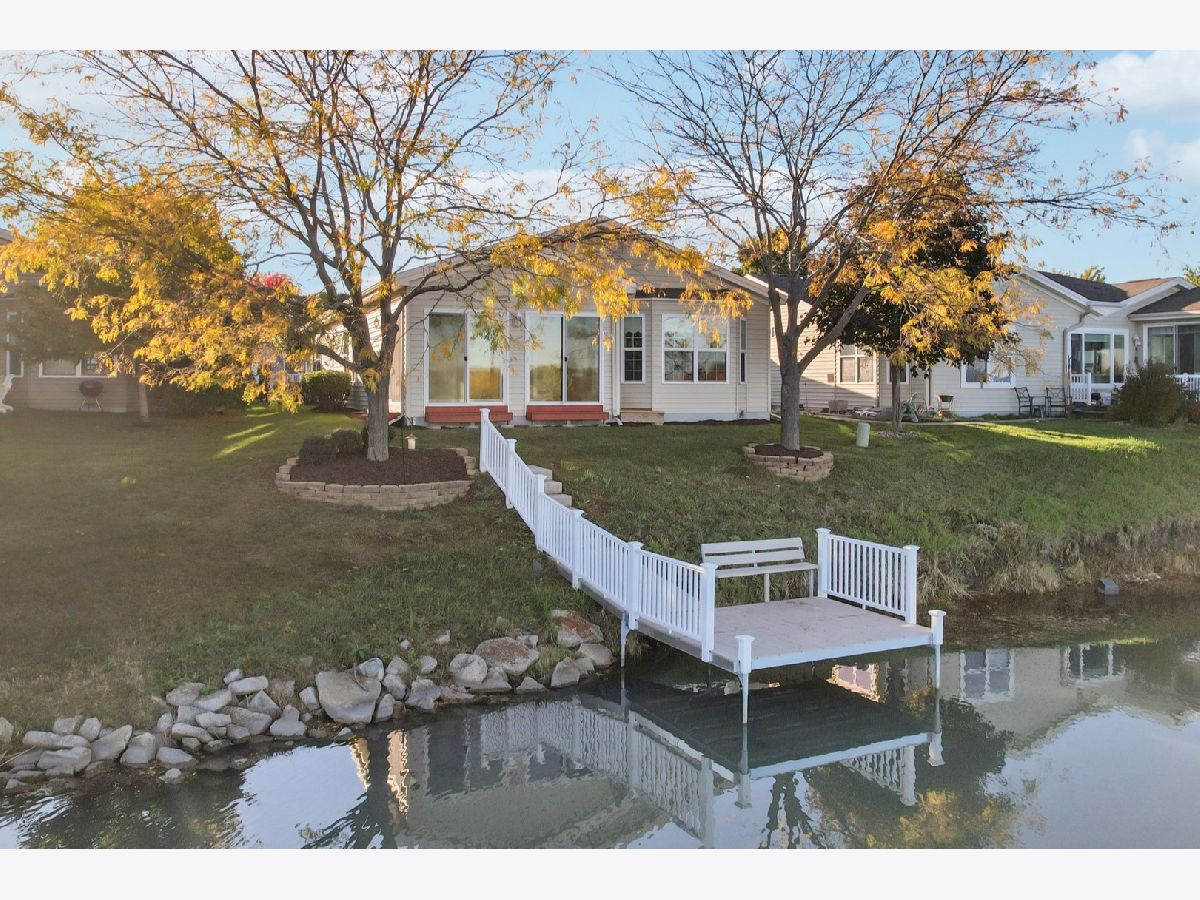  For Sale Grayslake Illinois, 328 Legacy Court