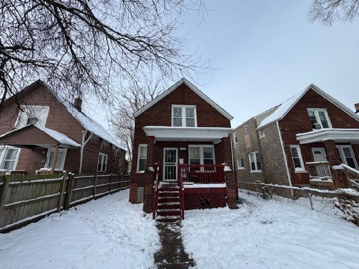  For Sale Chicago Illinois, 9238 Dauphin Avenue