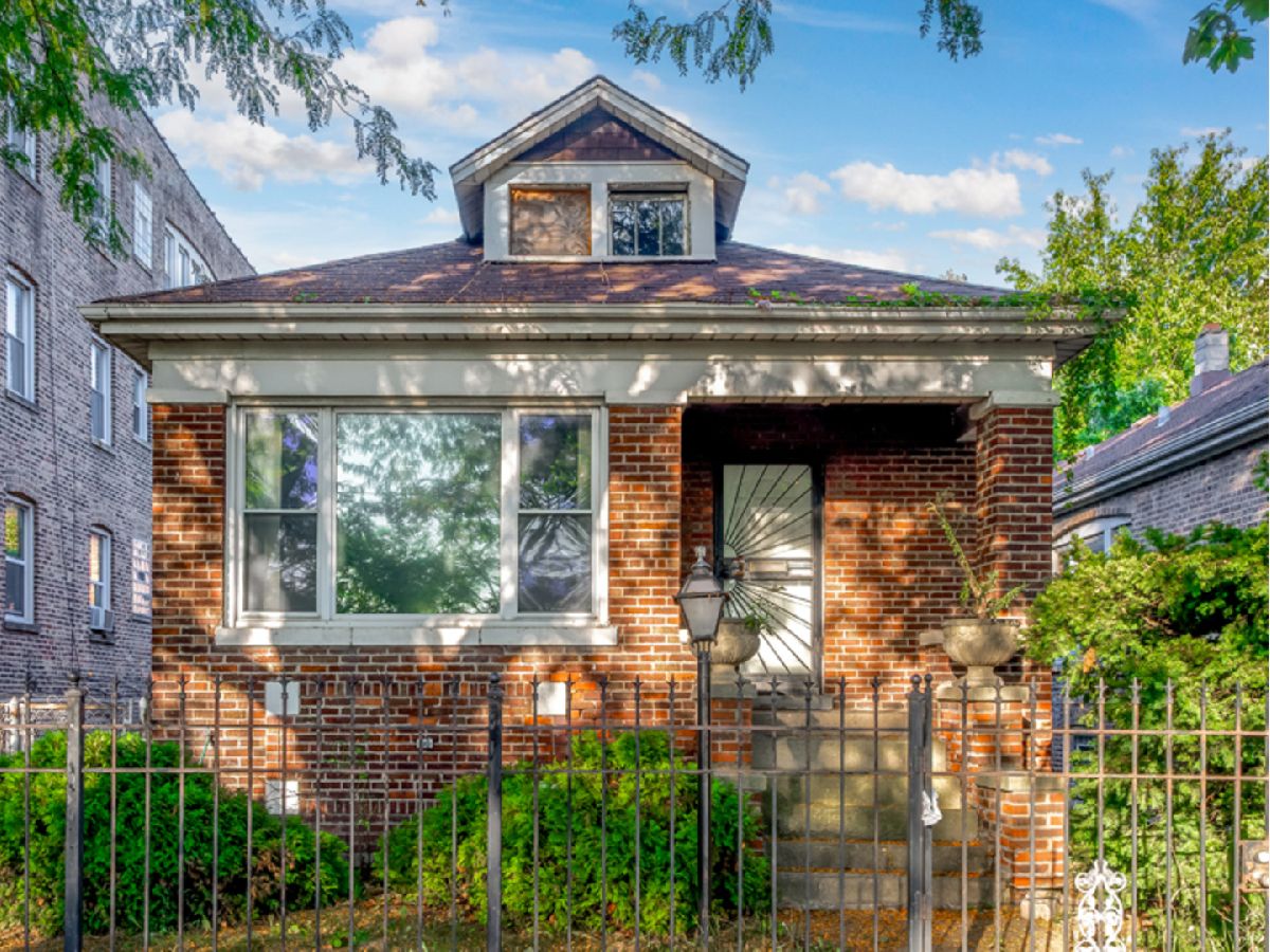  For Sale Chicago Illinois, 7206 Lafayette Avenue