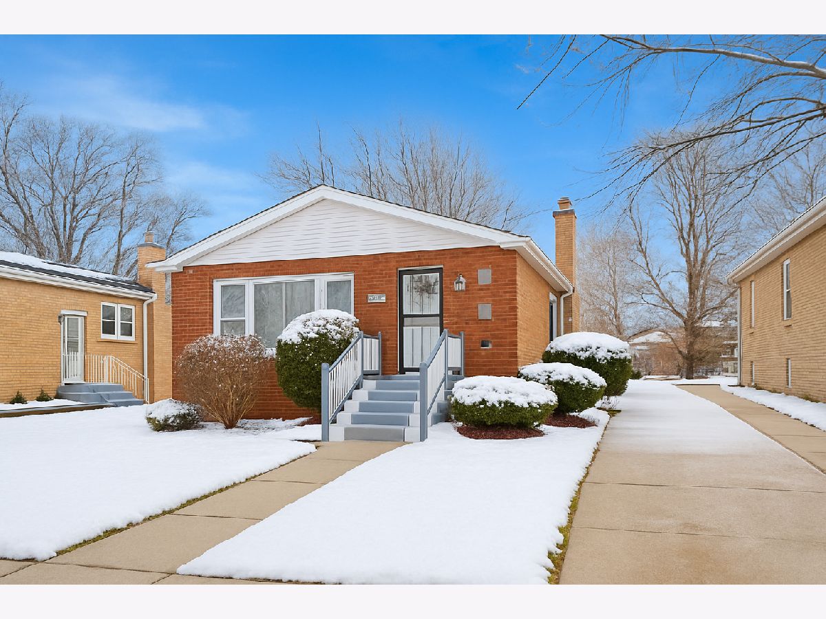  For Sale Chicago Illinois, 11015 Morgan Street