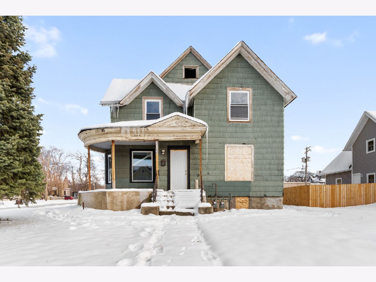  For Sale Rockford Illinois, 1204 6th Street
