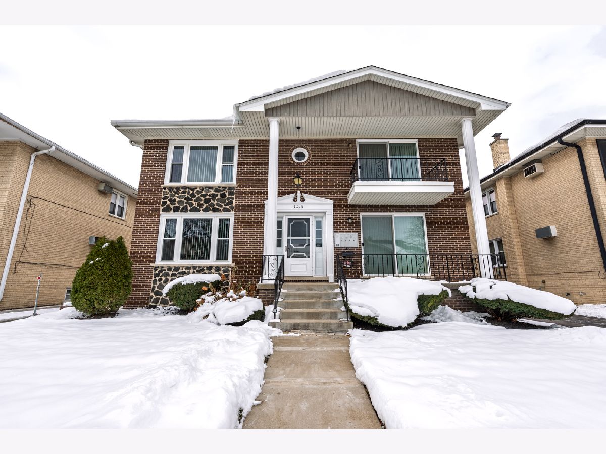  For Rent Brookfield Illinois, 4613 Grove