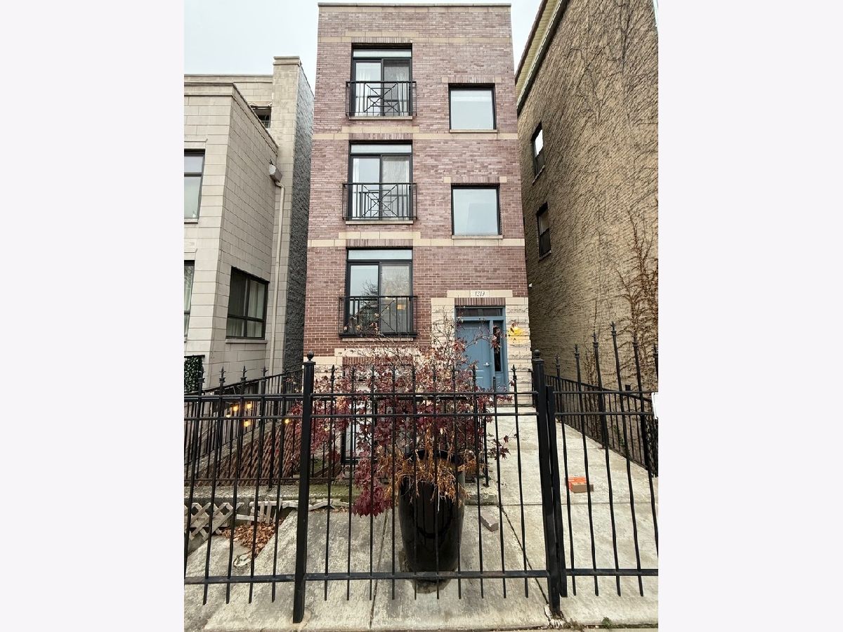  For Rent Chicago Illinois, 1319 Bosworth