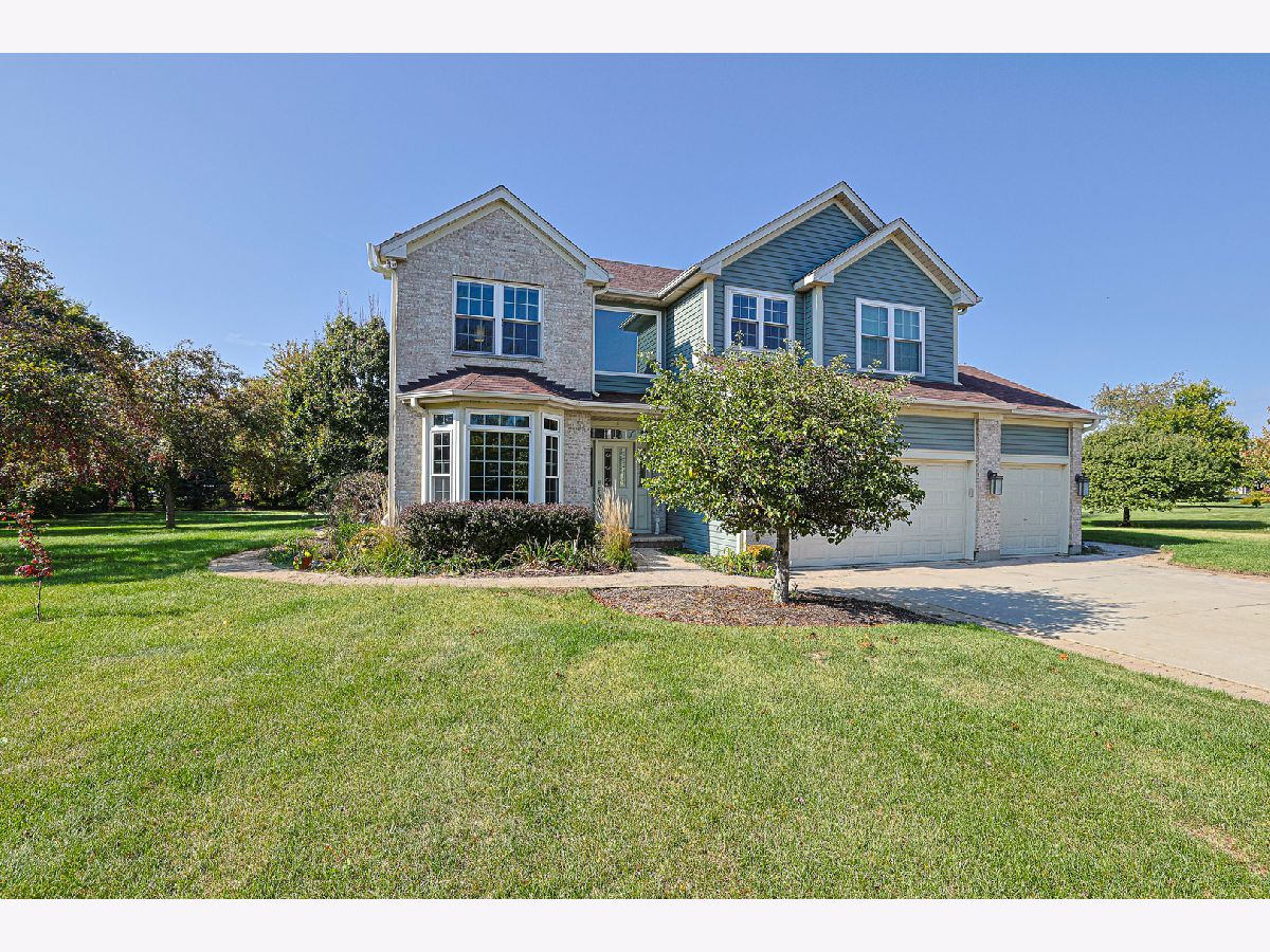  For Sale Spring Grove Illinois, 8789 Bentley Lane