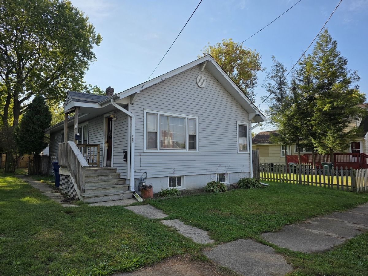  For Sale North Chicago Illinois, 803 Broadway Avenue